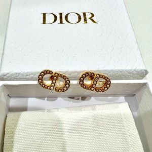 DIOR PETIT CD STUD EARRINGS